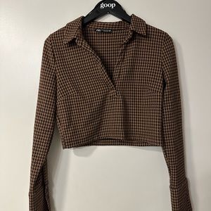 Black and brown long sleeve crop top